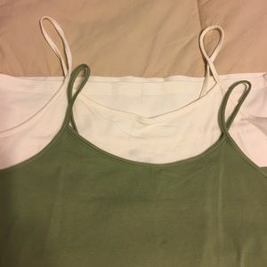 Cute Tanks Size Large nwot