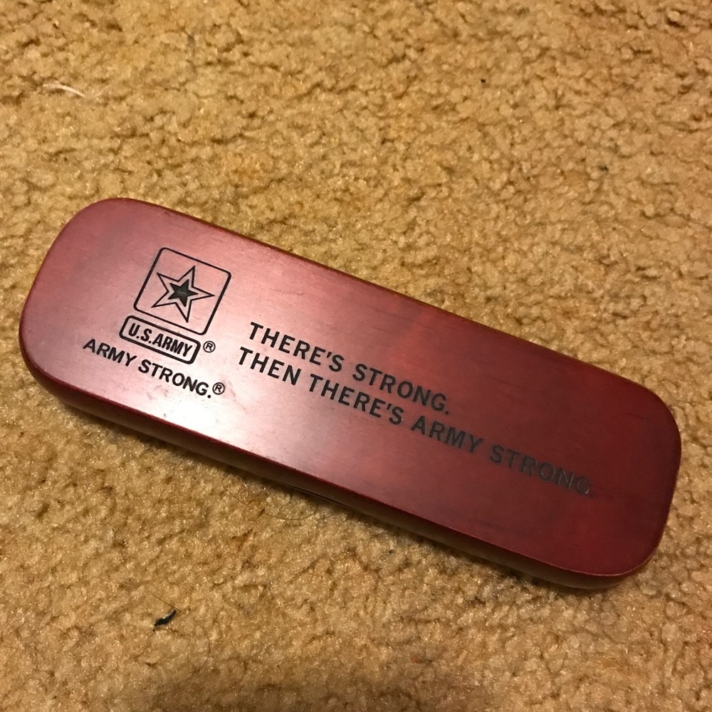Army Strong wooden pens w/ case