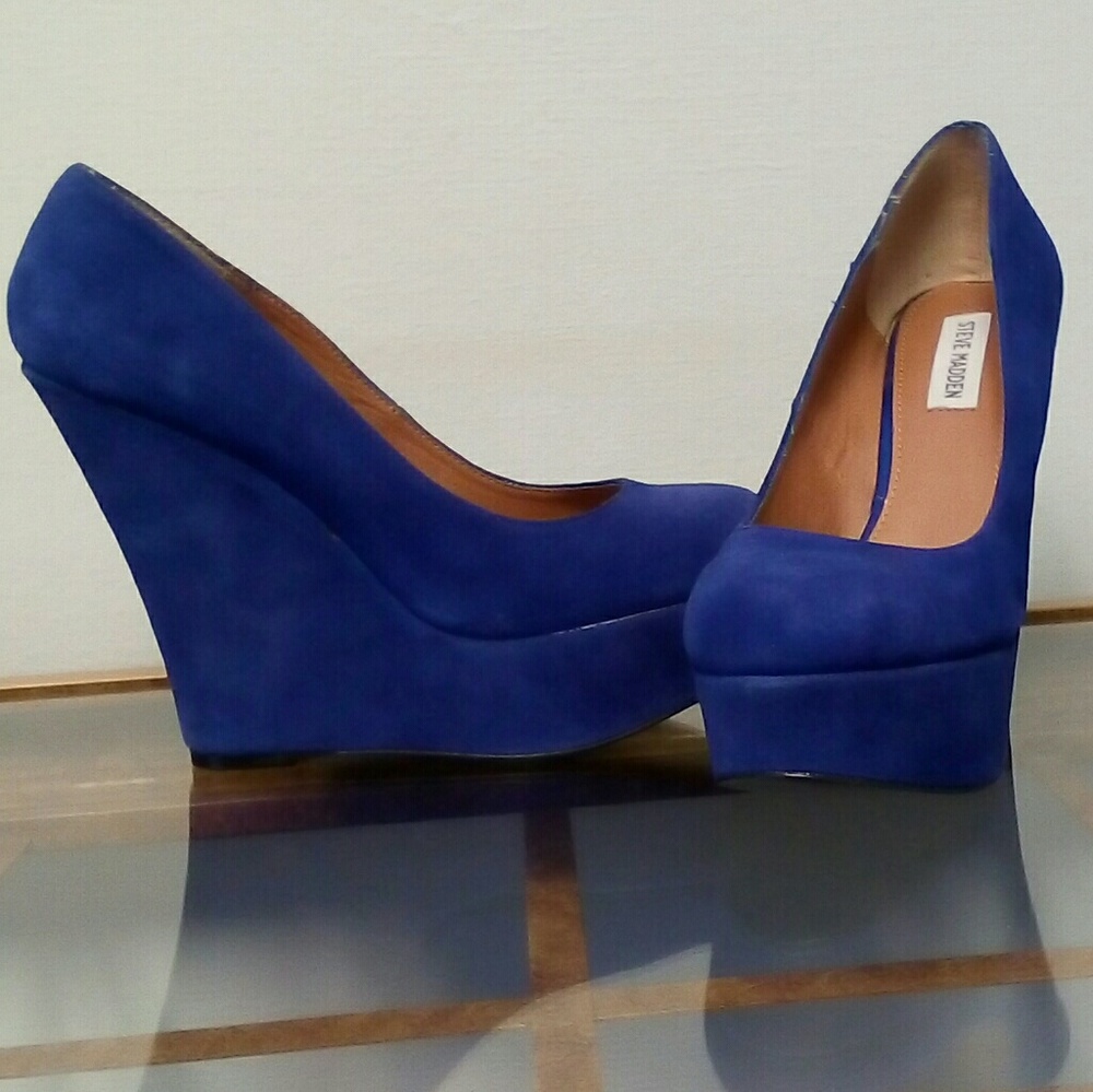 Steve Madden Royal Blue Suede Wedges Size 10