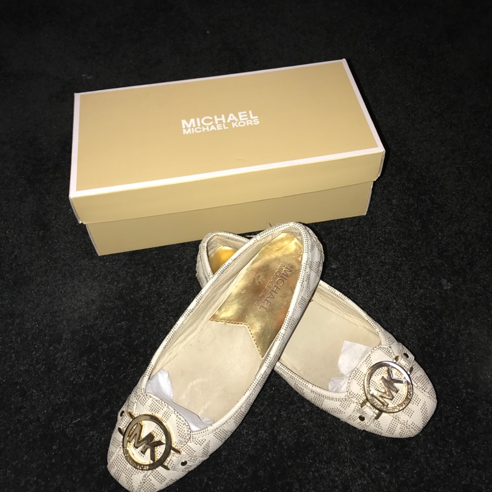 Michael kors flats