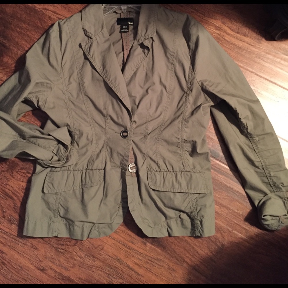 Army green spring jacket