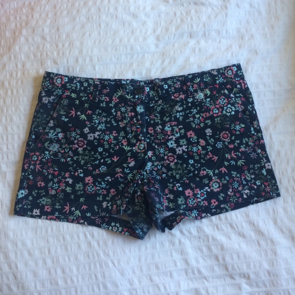 GAP Floral Shorts