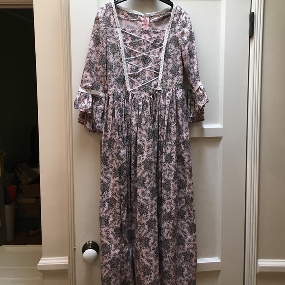 Kids Colonial Costume Handmade w/bonus lace shawl - Picture 3 of 8