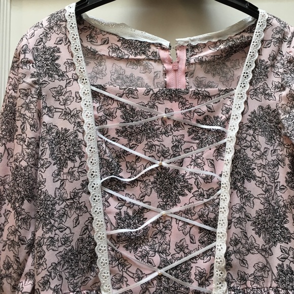 Kids Colonial Costume Handmade w/bonus lace shawl - Picture 8 of 8