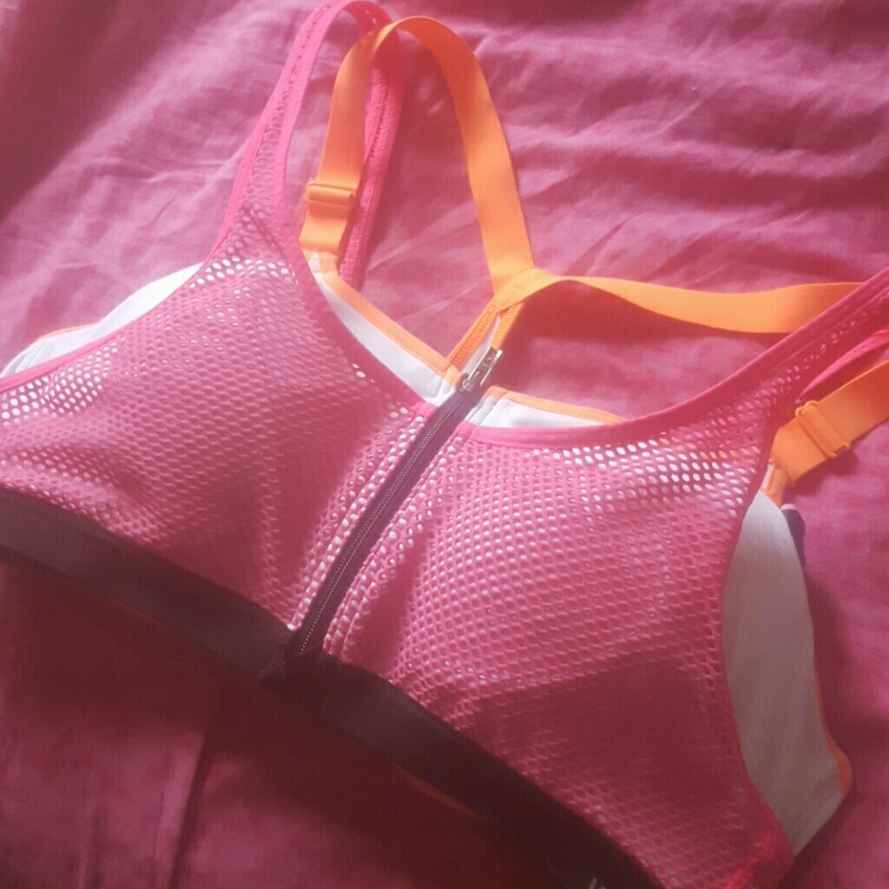 Victorias Secret Sports bra [FIRM]