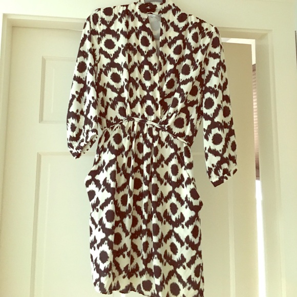 Collective Concepts patterned wrap dress - Picture 1 of 3