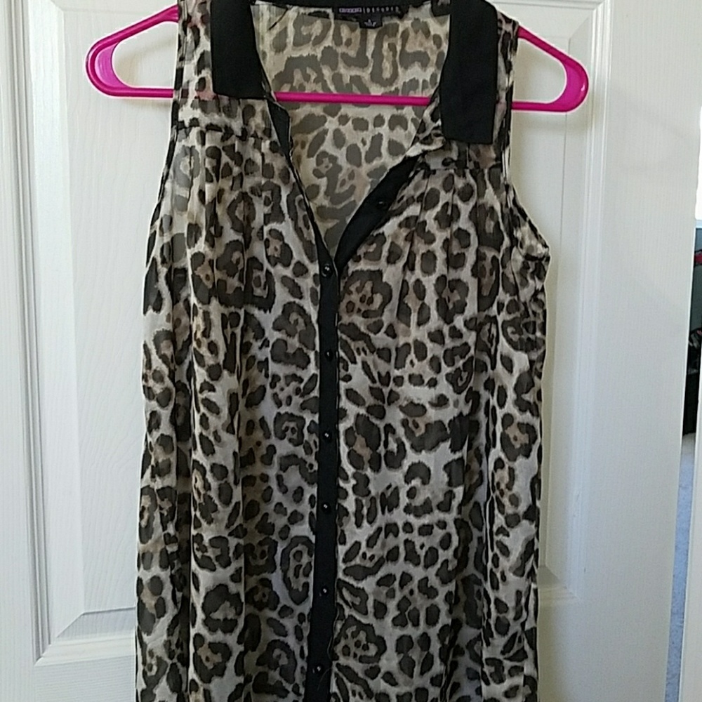 (SOLD) Cheetah Blouse