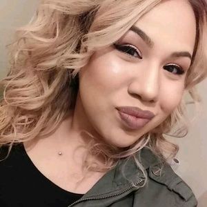 Meet your Posher, Brenda