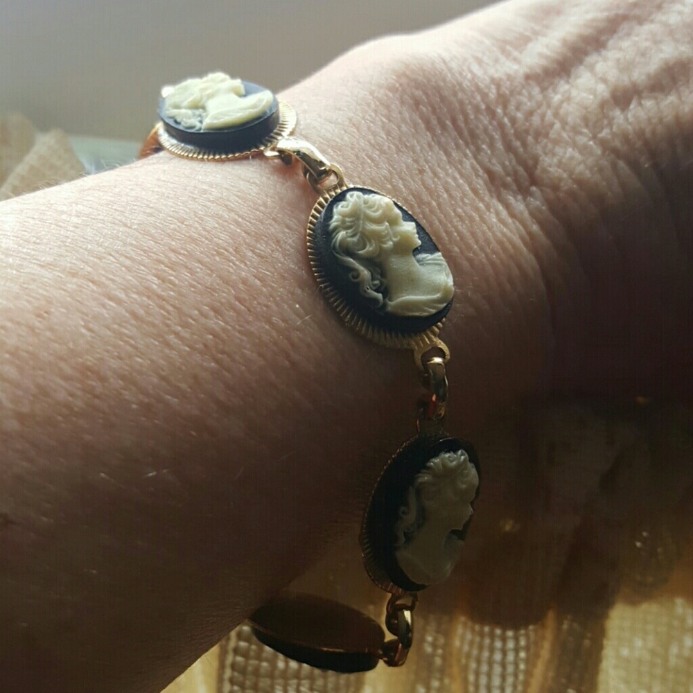 Braclet