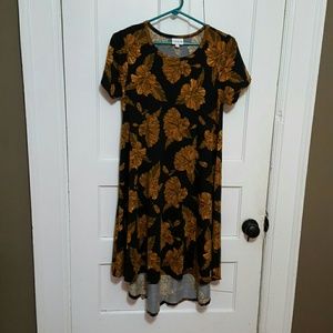 XS Lularoe Carly
