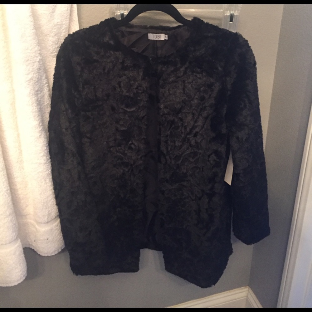 TOBI black fur coat