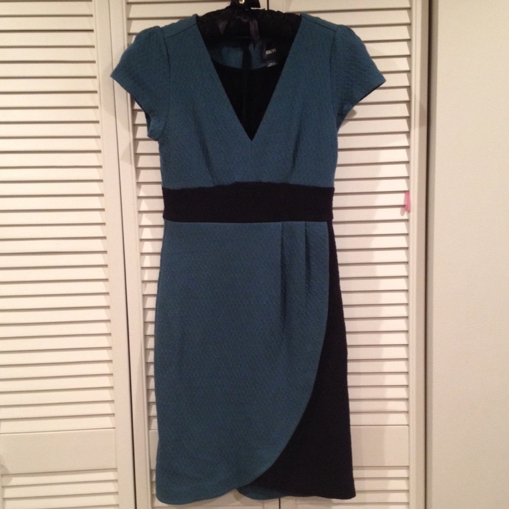 LAST CHANCE! Maeve color block dress
