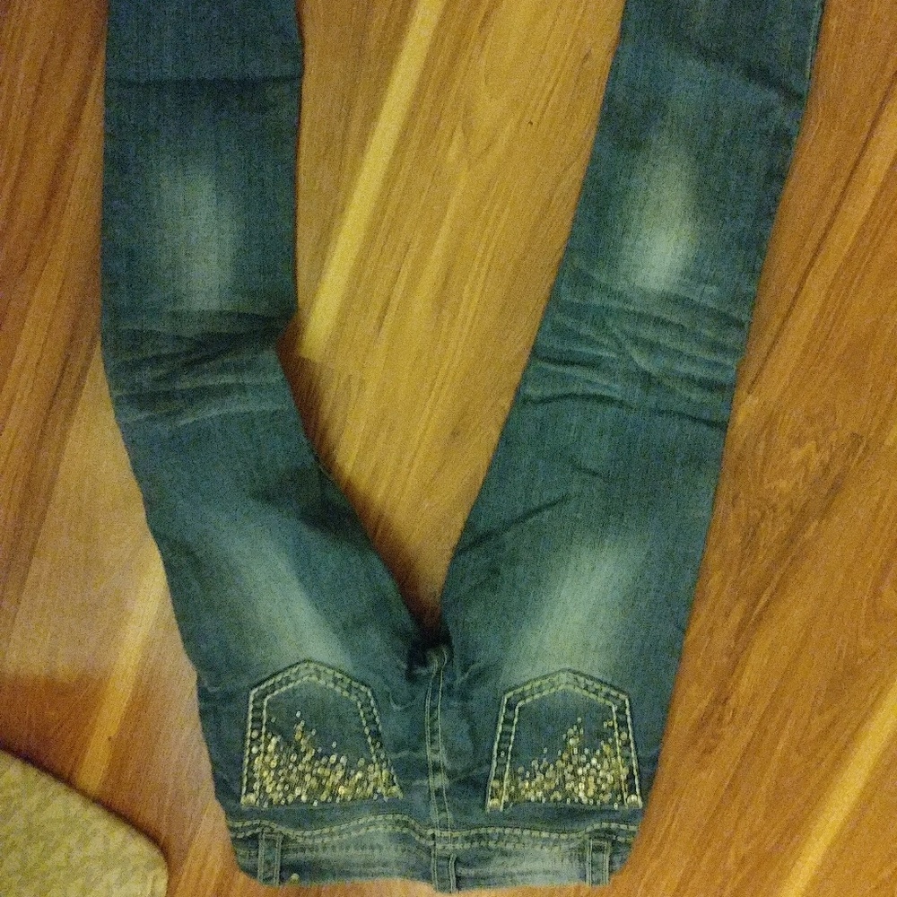Jeans - Picture 2 of 4