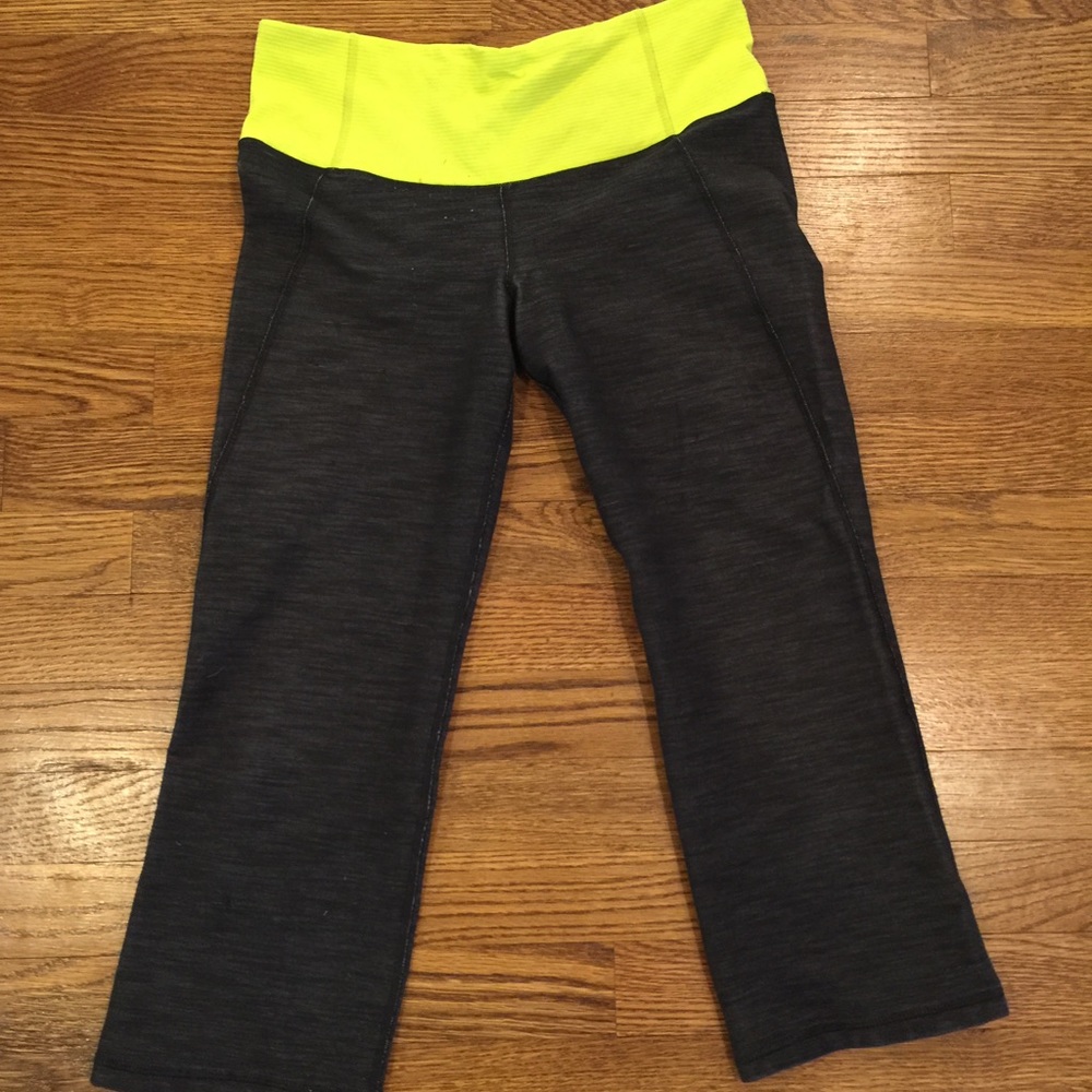 Lululemon cropped Wunder Under