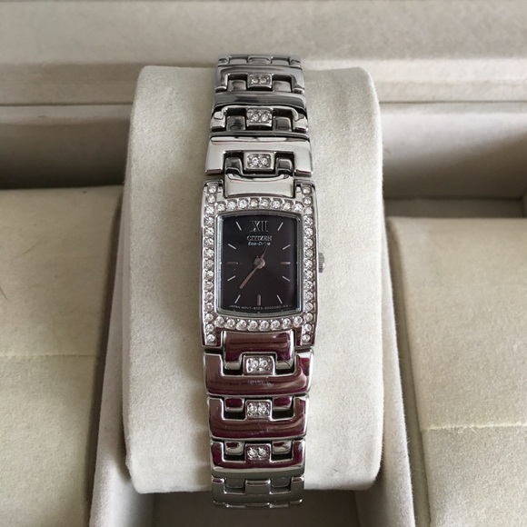 Watch - Picture 1 of 1