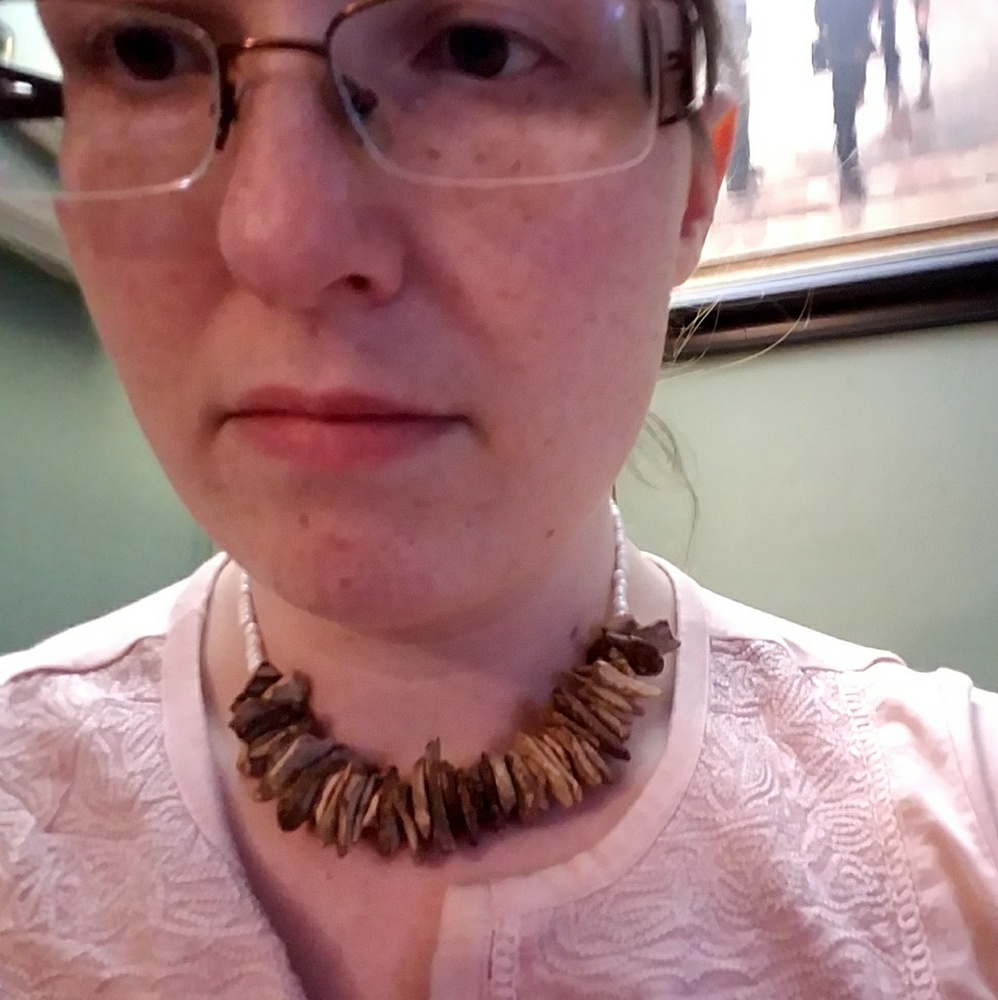 Statement necklace - Picture 3 of 3