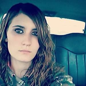 Meet your Posher, Cynthia