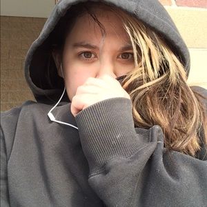 Meet your Posher, Brittney