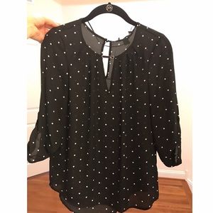 💥 Black and white top
