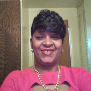 Meet your Posher, Carla