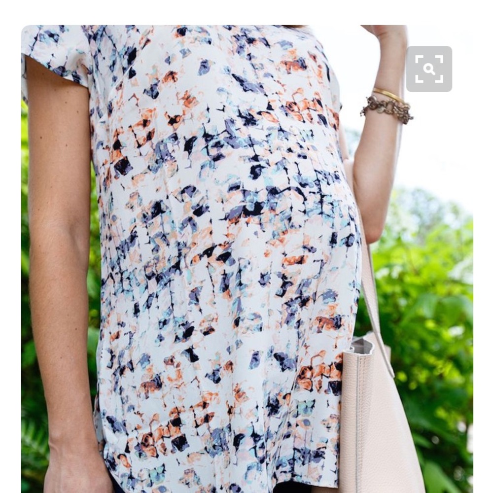 Liz Lange Maternity top