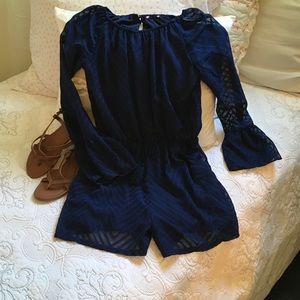 Girls lace short jumper