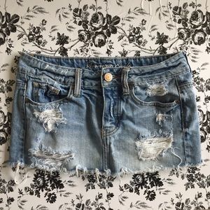 American Eagle Distressed Jean Mini Skirt Size 0