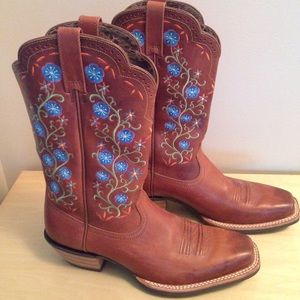 Ariat Embroidered Cowboy Boots