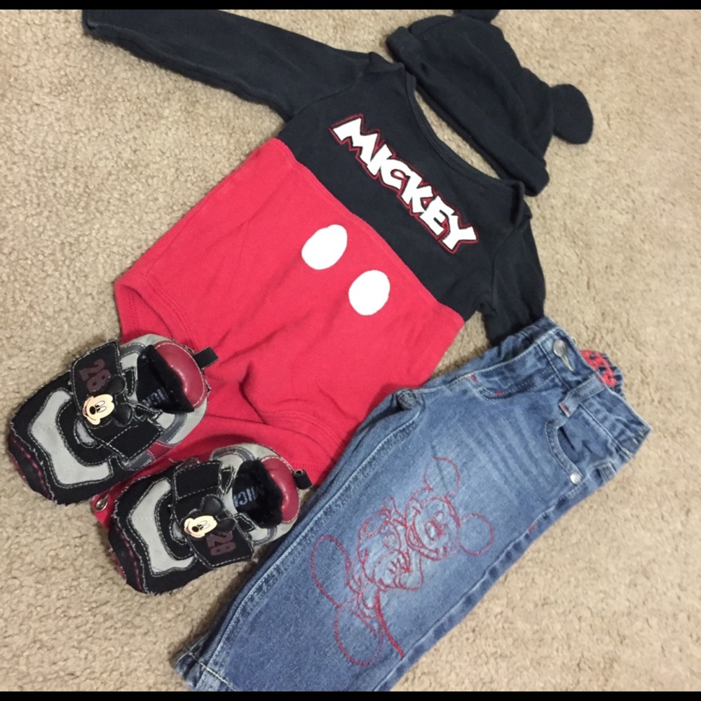 Mickey outfit !!!
