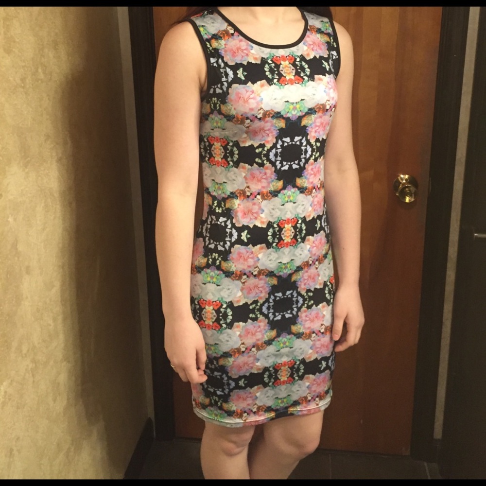 H&M Floral Print Dress Size Small