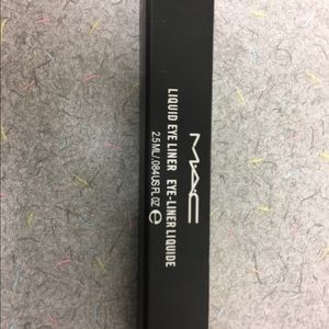 Mac Liquid Eyeliner