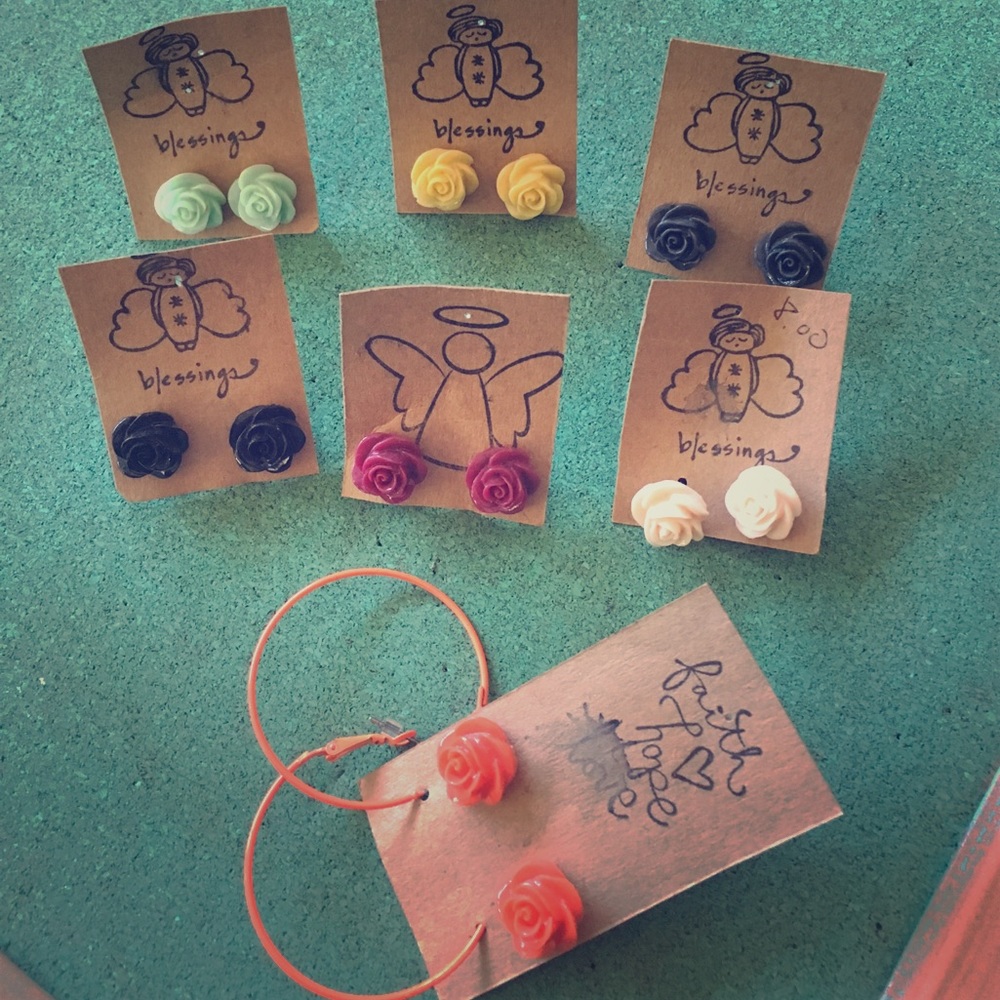 7 pair of boutique rose earrings&one pair of hoops