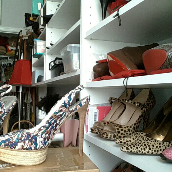 Lulu Townsend multi platforms - Picture 3 of 3