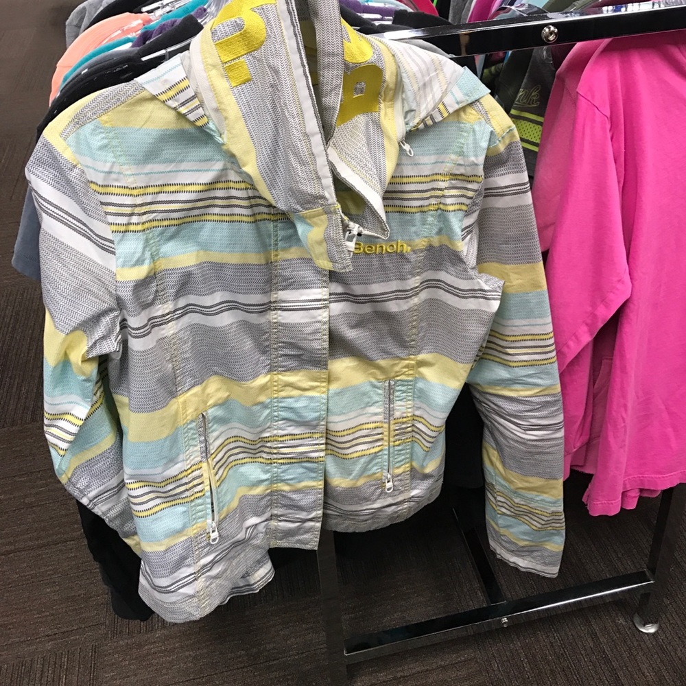 ISO- looking for a small or medium!