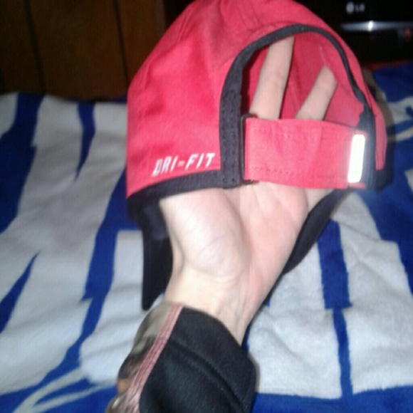 hat - Picture 2 of 2