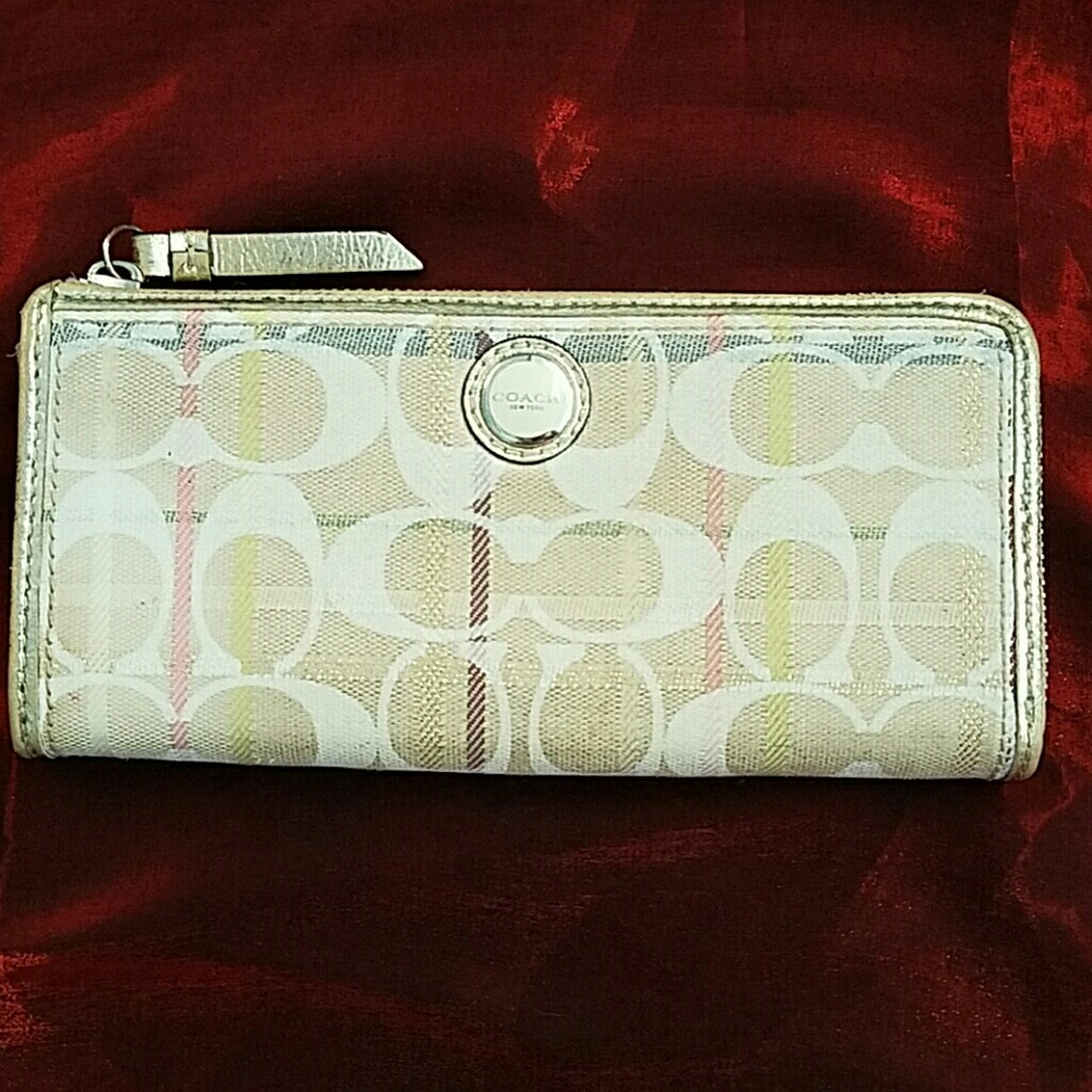 Coach wallet