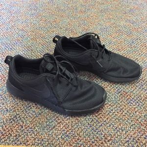 Nike Roshes