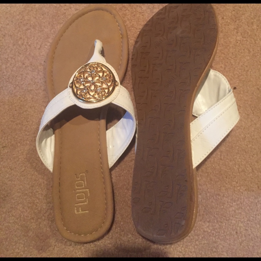 Flojos NEW white Sandals with gold emblem.  Size 8