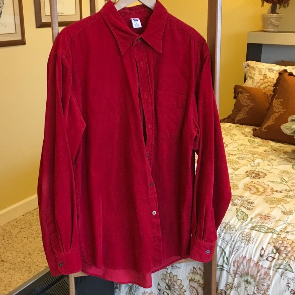 Red minicord Gap shirt **Any 3 for $20**