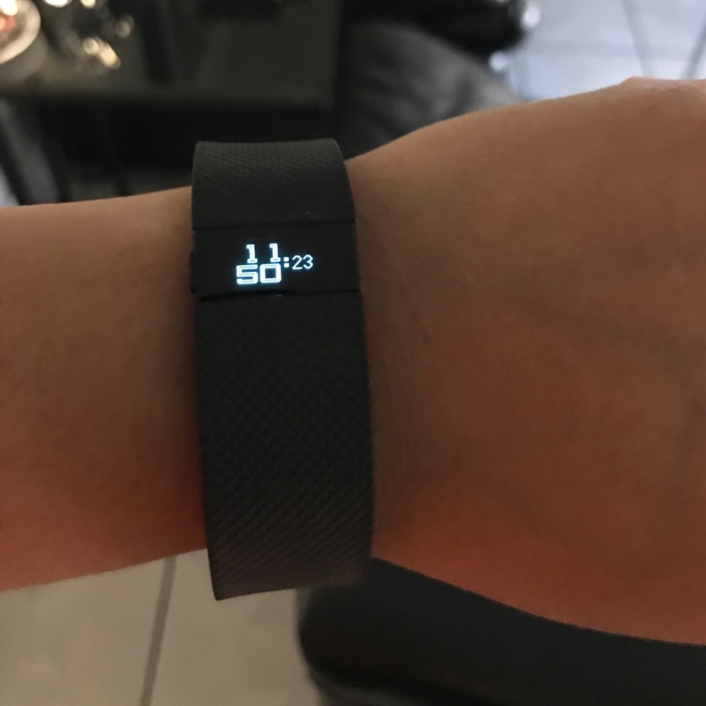 Sold💰Fitbit Charge😎
