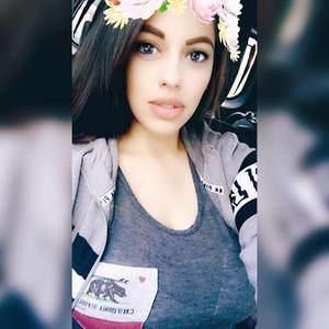 Meet your Posher, Jasmin