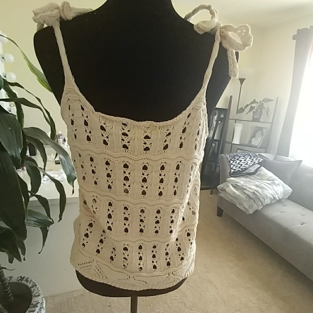 Summer top - Picture 2 of 3