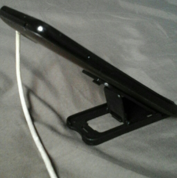 Phone stand - Picture 3 of 3