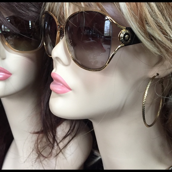 VTG Unworn Versace gold black sunglasses purchased at Sunglasses Hut @ 2010-2014