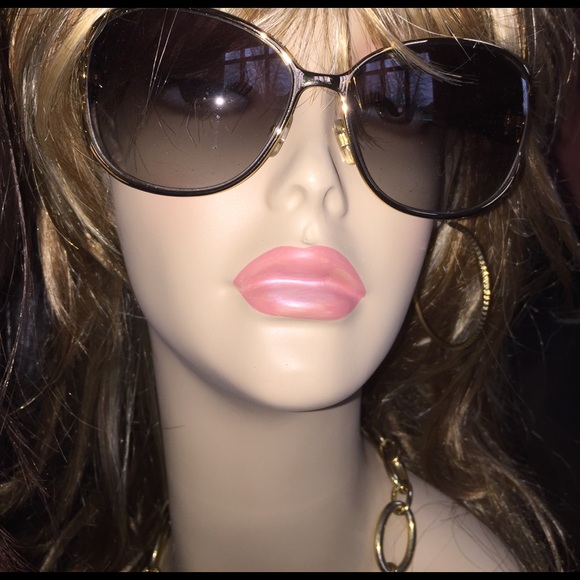 VTG Unworn Versace gold black sunglasses purchased at Sunglasses Hut @ 2010-2014 main image 6