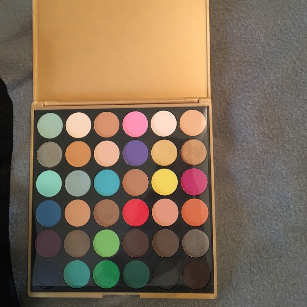 Beauty bundle - Picture 2 of 4