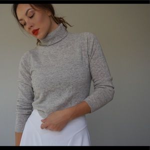 Light grey 100% Cashmere Turtle Neck Sweater