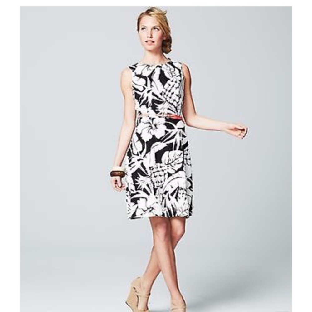 AGB Floral print belted dress