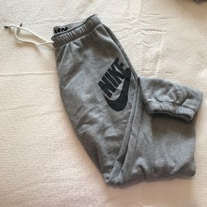 Women's NIKE sweatpants