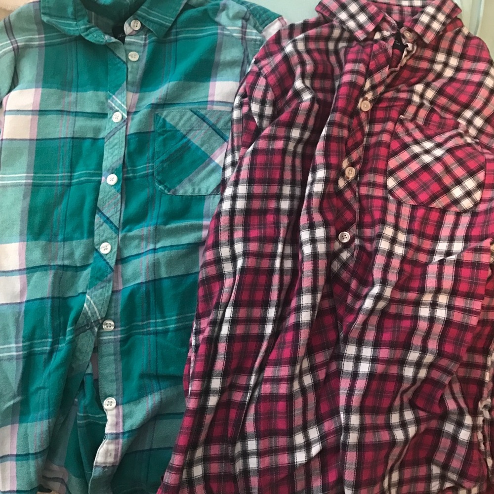 2 American Eagle flannels